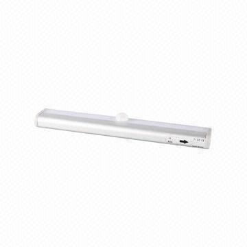 4 x AAA Batteries Operated PIR Sensor Light, Sized 190 x 30 x 16mm, 1,800-2,000mcd Brightness