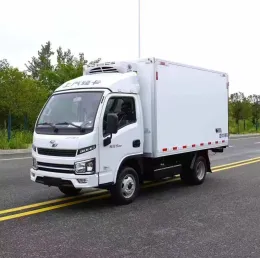 Compact Diesel Refrigerated Transport Vehicle