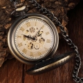 Vintage Hout Cirkel Gesneden Nummer Wijzerplaat Mechanisch Zakhorloge Mannen Unieke Hollow Steampunk Brons Mechanische Klok Horloge ketting:
