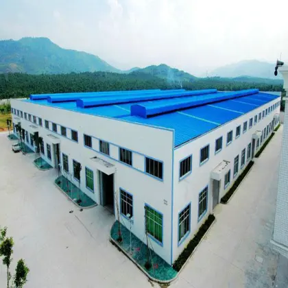 Prefabricated Insulated Sandwich Panel Metal Structure House