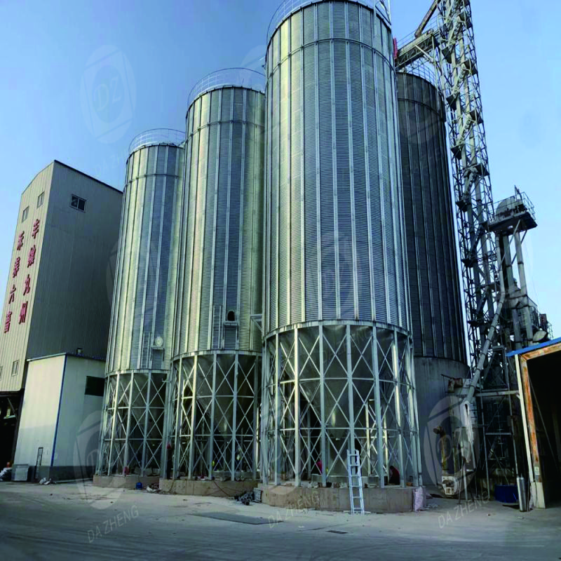 Silos for insect farms