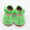 Популярные Fruit Green Kids Squeaky Shoes Оптовые продажи