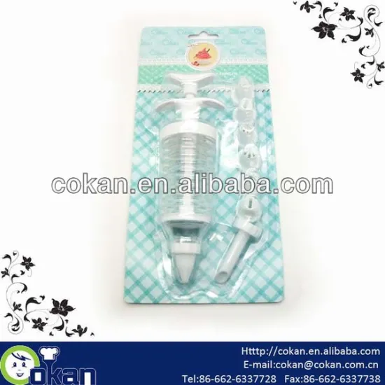 Cake Decorator with 8 Nozzles CK-0141