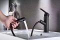 Mixer Basin Faucet Emas Modern Single Handle Faucet Air Terjun Keran Basin Terpasang di Dinding