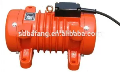 electric concrete vibrator