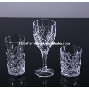 Gobelet et gobelet en verre à boire en cristal gravé