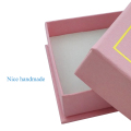 aangepaste kleine oorbellen roze sieraden doos