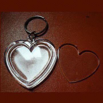 Heart-shaped Photo Frame Keychain, OEM Designs are Accepted, Made of Acrylic