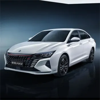 5-Seat Compact Sedan Dongfeng Aeolus Yixuan Max