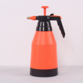 2L black and orange pressure sprayer