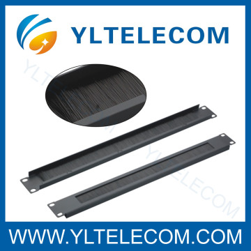 19 inch kosong Panel kabel manajer dengan sikat