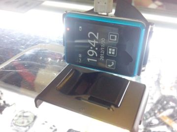 1.54 Inch Touchscreen Quad Band Smart Watches With Single Sim Card