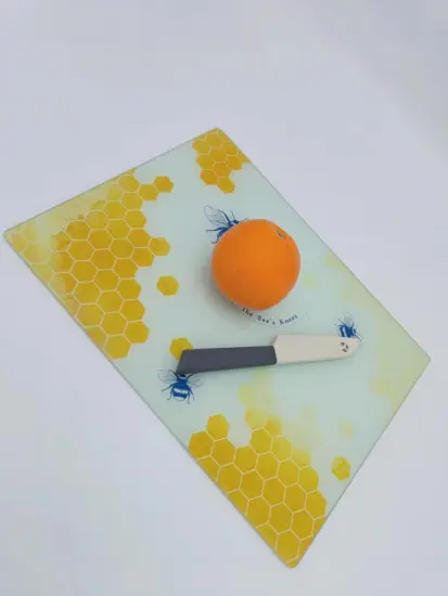 Kitchen tempered glass chopping board