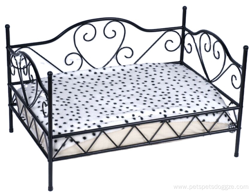 Luxury novelty wrought iron pet sofa bed