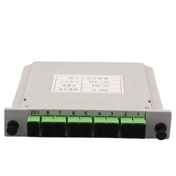 1x8 Optical Fiber PLC Splitter with SC/APC Connectors - Low Insertion Loss for 8-Port Cassette Card Inserting