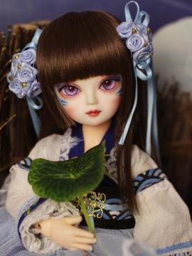 BJD Nelumbo Girl 27cm Ball Jointed Doll