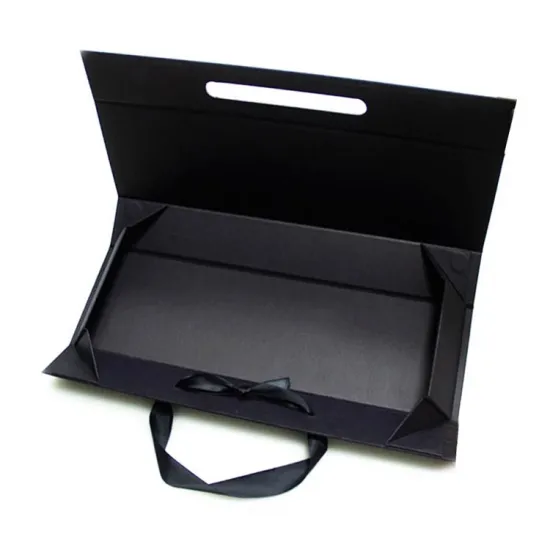 Collapsible packaging box