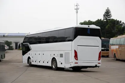 2018 New China Brand Passenger Bus  Tourist Bus Diesel  coach Bus with GOST certificate