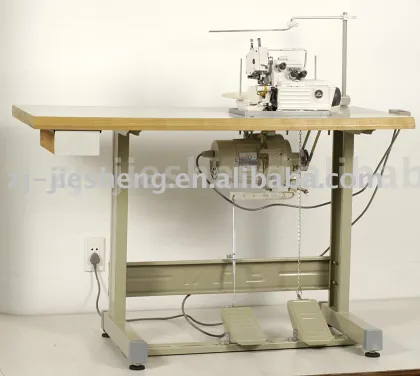 Glove overlock machine