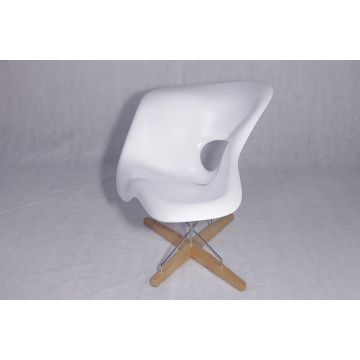 Modern Style Shaped Lounge Chair