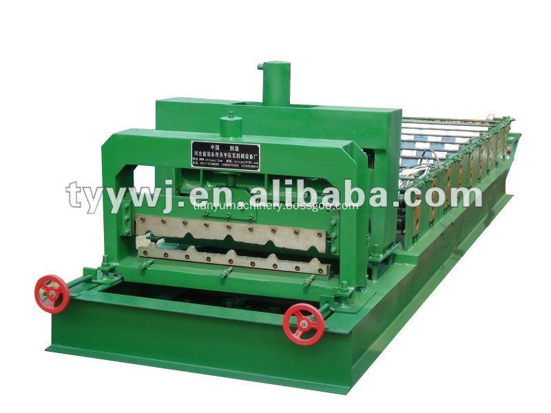 roof forming machine