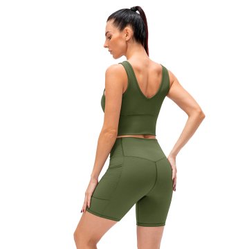 Wholesale 2023 Women's Casual 2-Piece Suit Set: Gym Fitness Crop Top & Shorts, Perfect for Lounge Wear
