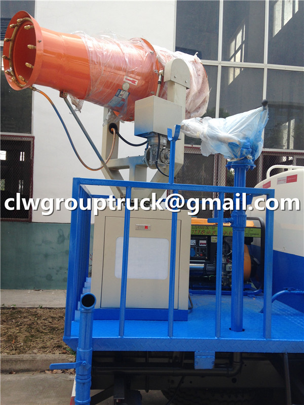 Pesticide Spraying Tank Truck_2491