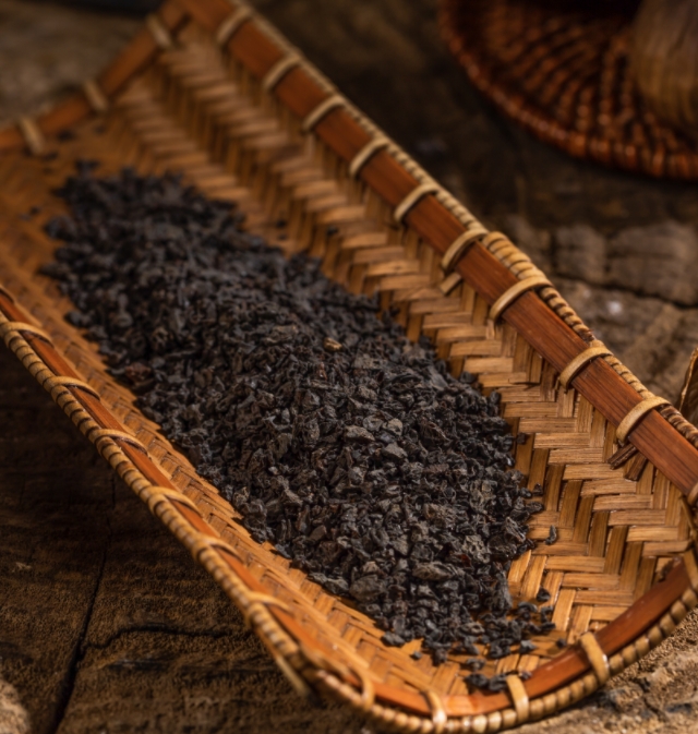 Black minced garlic for seasoning