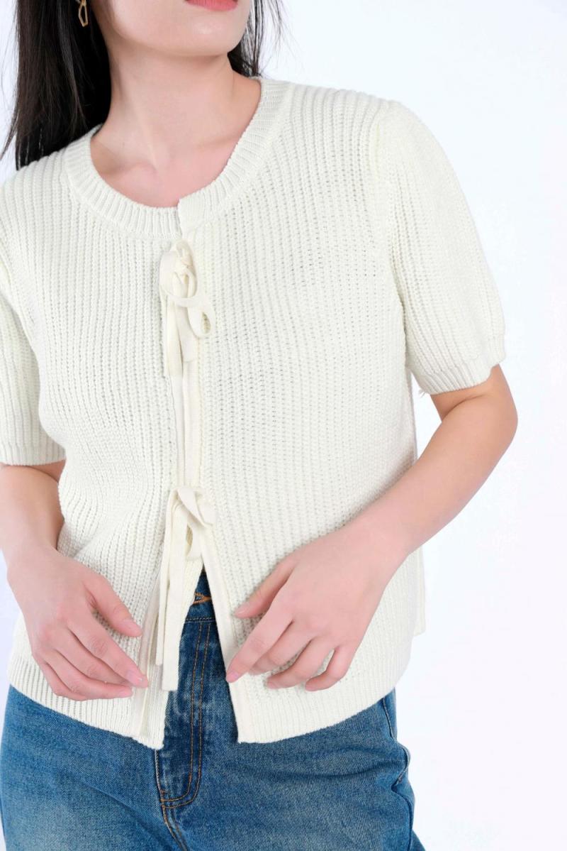 Crew-Neck Wool Short- sleeved Sweater