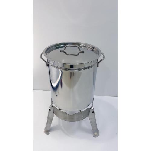 Commercial grade stainless steel turkey pot