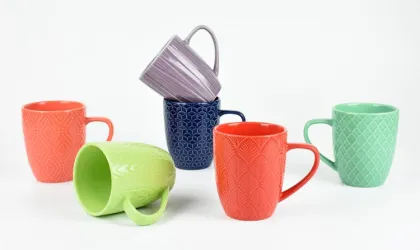 Colorful handle travel tea ceramic mug set