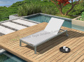 Sunbed ao ar livre do jardim com o Sunbed do Rattan do PE da barraca