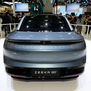 Geely Zeekr 007 688km 75.6kWh 2024 All Series