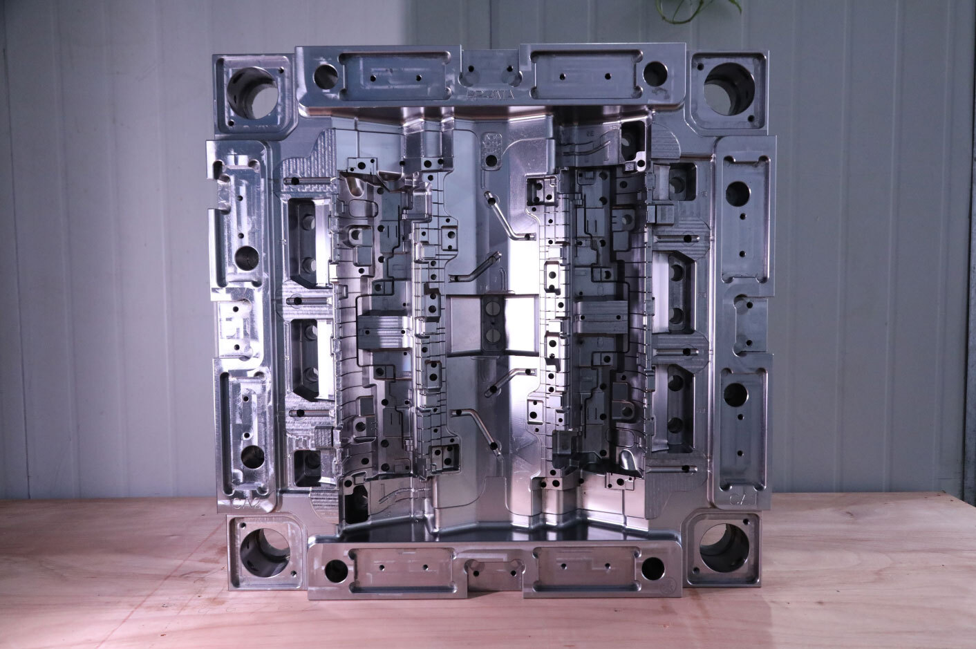 SG MOLD
