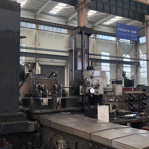 CNC horizontal milling andboring machine