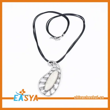 Zara Jewelry Necklace Frozen Chunky Necklace