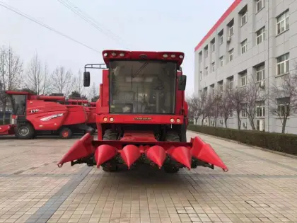 YTO Corn Thresher Harvester  Machine