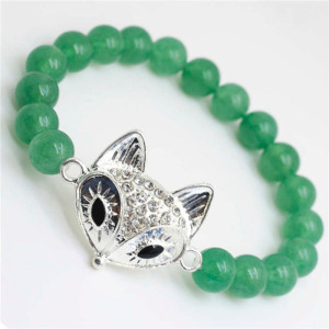 Bracelet de pierres précieuses d&#39;aventurine verte avec pièce de lézard en alliage diamante