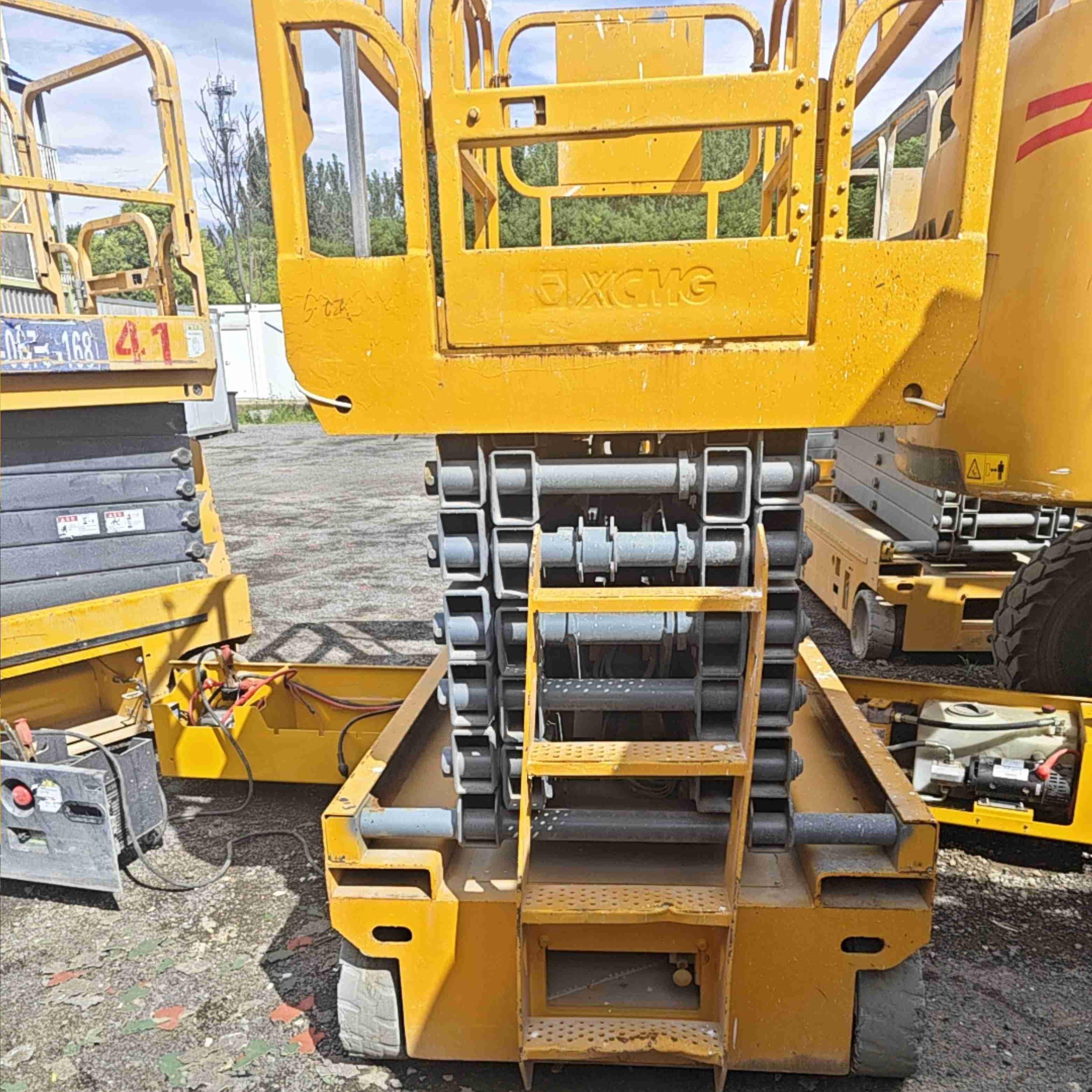 XG1412HD (1) XG1412HD (1)