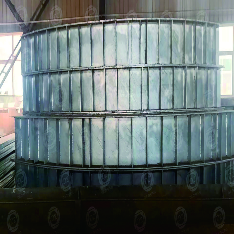 Raw material supply silo