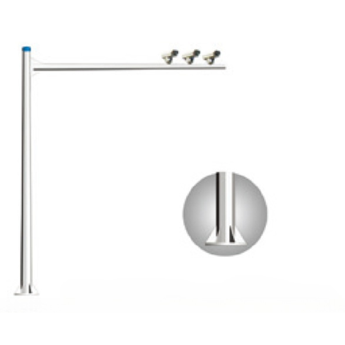 Octagonal cantilever signal pole