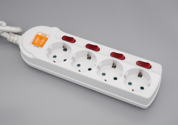 4-Outlet German Power Strip with Individual Switches