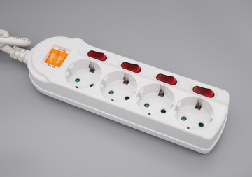 4-Outlet Germany Standard Power Strip Independent switches