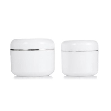 Bocaux de crème en plastique ronds en plastique ronds personnalisés avec couvercle à vis pour produits de soin de la peau