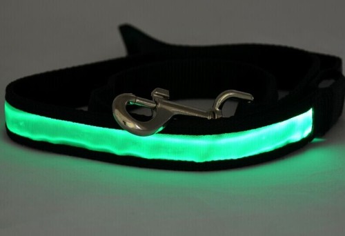 3 Flashing Modes LED Pet Collar Powered by Batteries