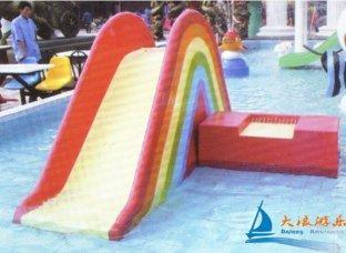 Outdoor Family Recreation Rainbow Slide Water Spraygrounds 