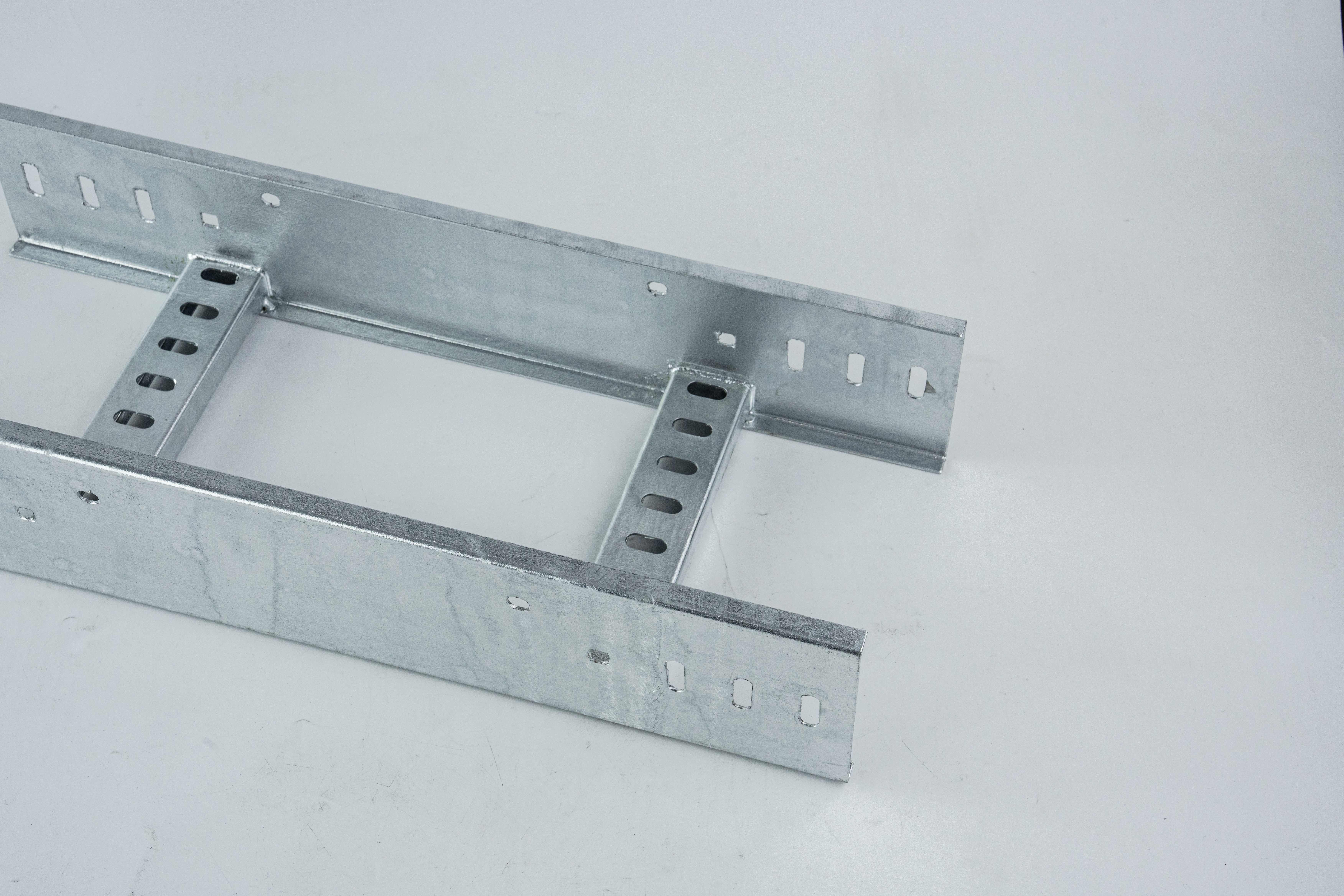 Corrosion-Resistant Galvanized Cable Management Ladder