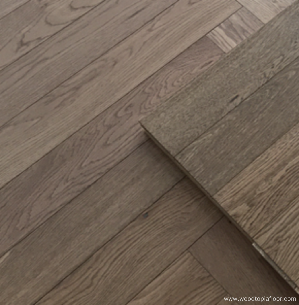 Hot sell herringbone parquet UV lacquer Oak