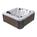 Banheira de hidromassagem Uma banheira de hidromassagem de 5 pessoas Jacuzi Piscina externa spa