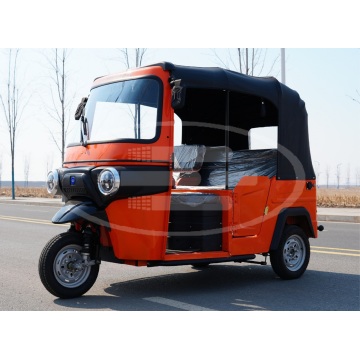 Ganap na nakapaloob na electric tricycle